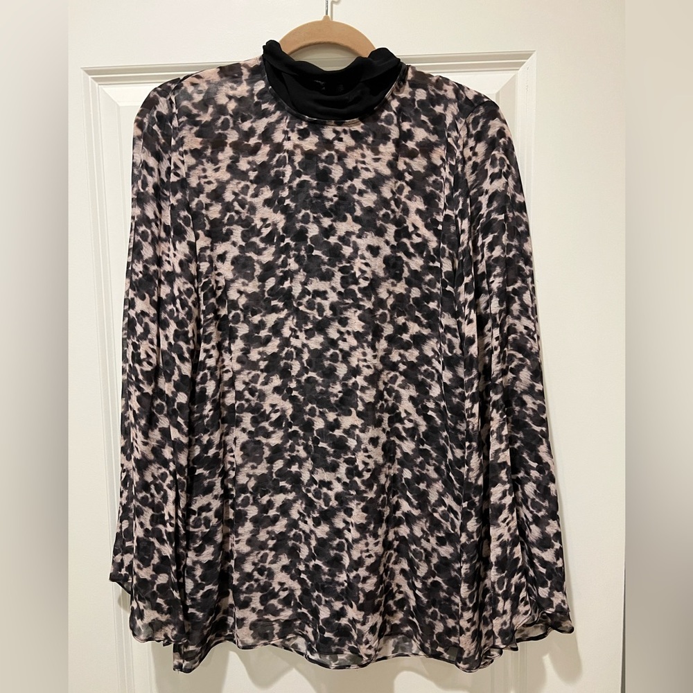Rachel Zoe size 8 tie neck blouse